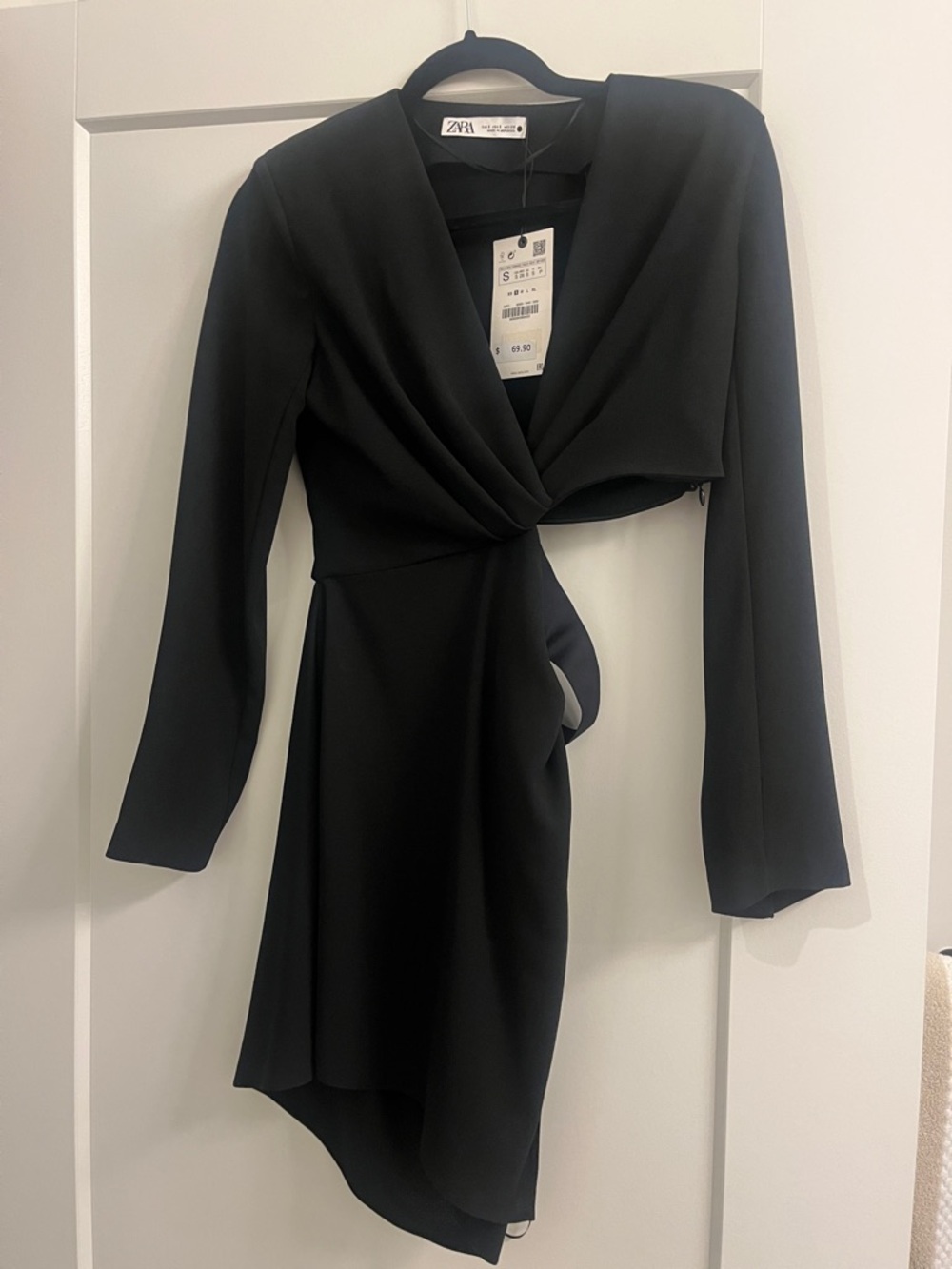 Zara Black Twist-Waist Long Sleeve Dress